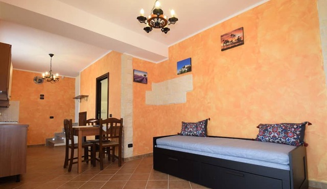 Beautiful private villa with hot tub, A/C, WIFI, private pool, TV, terrace, pets allowed and par...