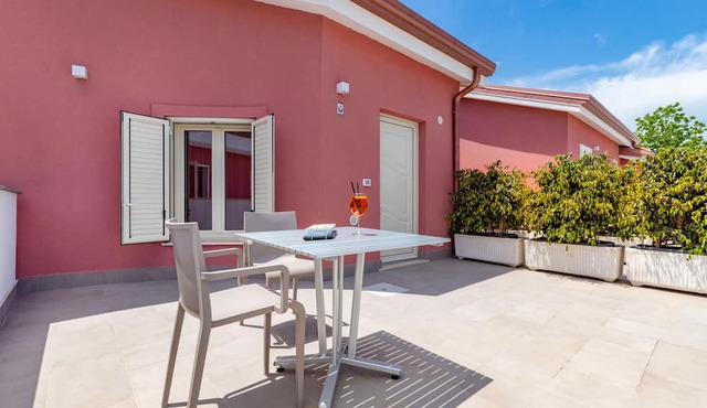 Dipladenia Garden Country House