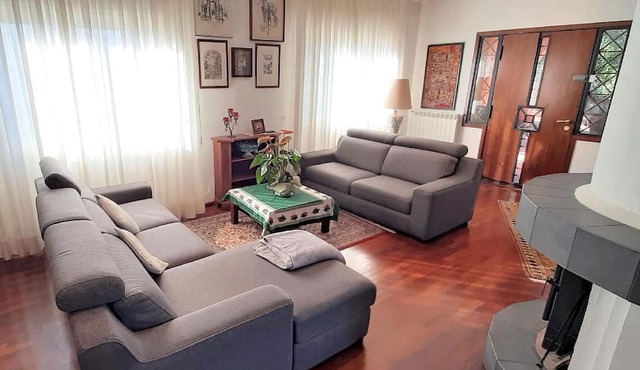 Sicilian House