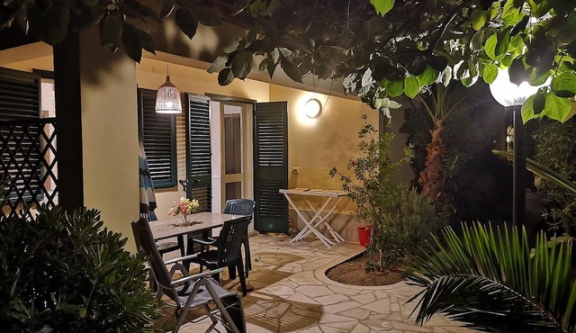 Holiday home "La Perla 9" near the beach