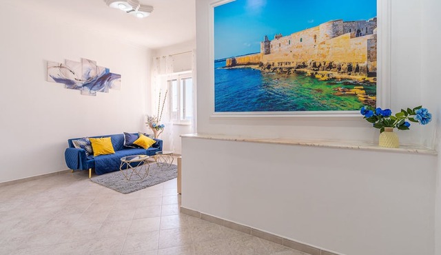 Apartment 'Trinacria Home 88' with Sea View, Wi-Fi and Air Conditioning