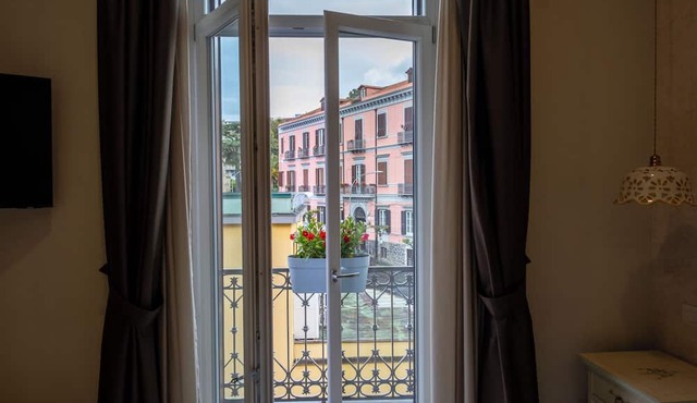 Palazzo Adele Rooms & Apartments