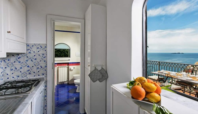 My Rental Homes - Casa Praiano 5 minute walk from Positano downtown with sea view