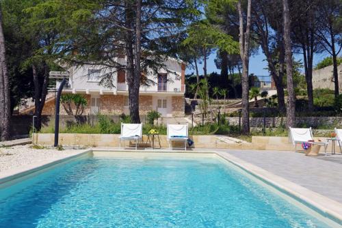 Villa Pica by PosarelliVillas