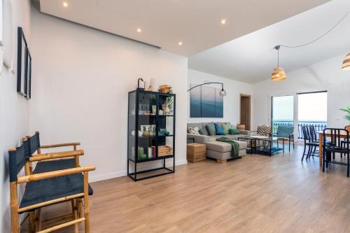 Antonia House
