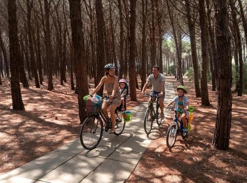 Villa Da Vinci Porto Ada - Private Beach, Giardino & Bikes - 7 Ospiti