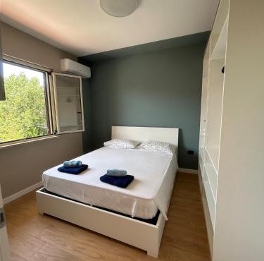 COMPLETELY RENOVATED Near the sea - FREE PARKING