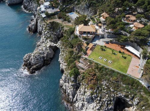 Seafront Collection - Bungalows and Villas