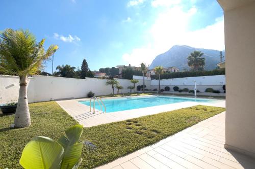 Private Villa, Sun & Pool