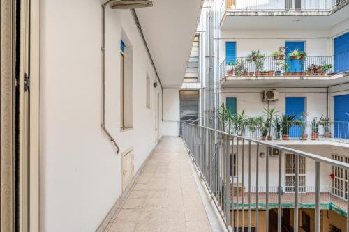 GuestHost - Charming Apartment Near Villa Bellini in Catania
