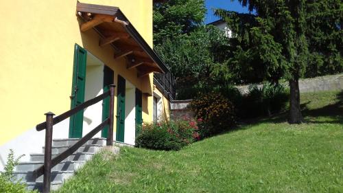 Pietra di Bismantova Short Lets in Castelnovo neʼ Monti