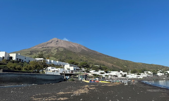 Stromboli Apartment | Vrbo Property